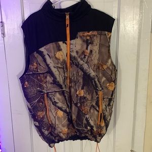 Like new hunting vest